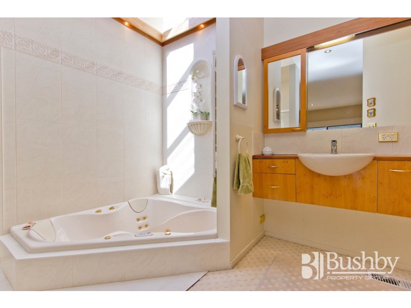 35-37 Eurella Street, Kings Meadows TAS 7249