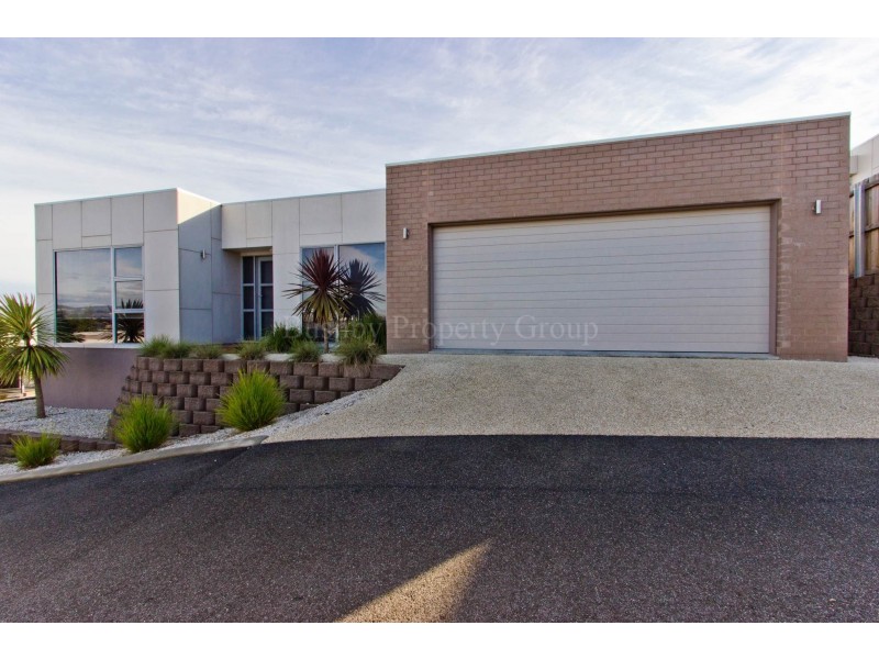 2/161 Alanvale Road, Newnham TAS 7248