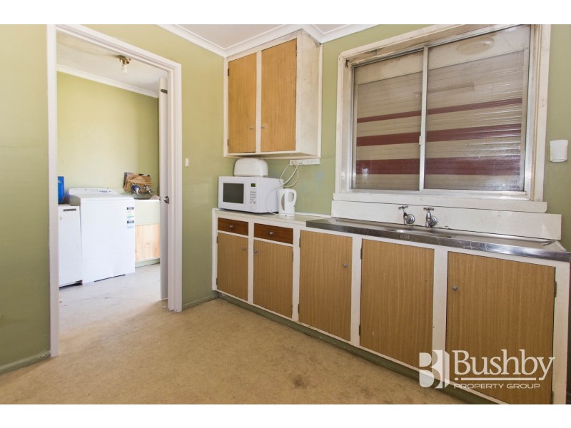 24 Pioneer Parade, Ravenswood TAS 7250