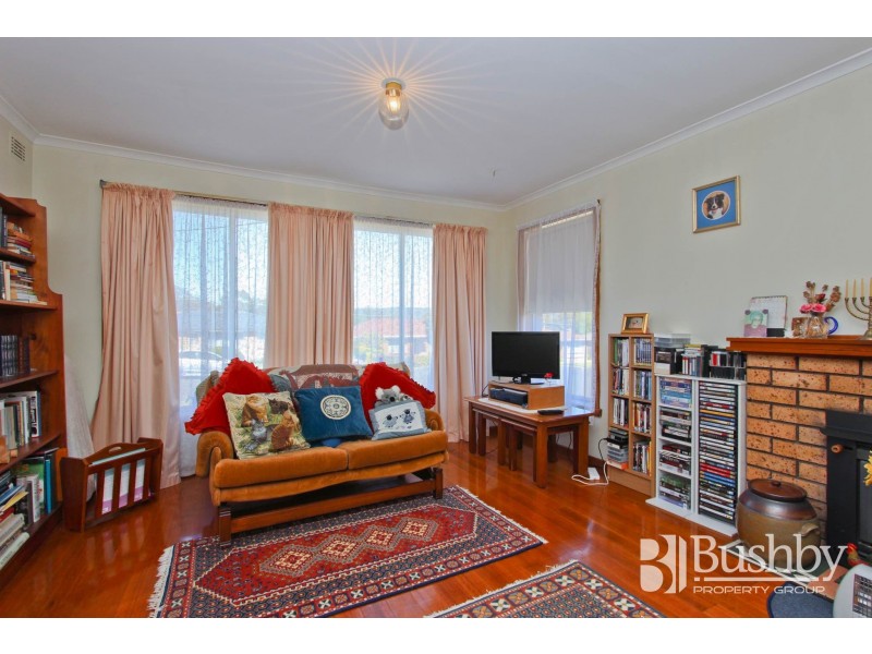 10 Rowland Crescent, Summerhill TAS 7250