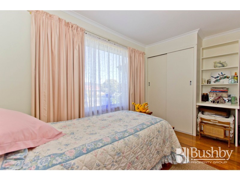 10 Rowland Crescent, Summerhill TAS 7250