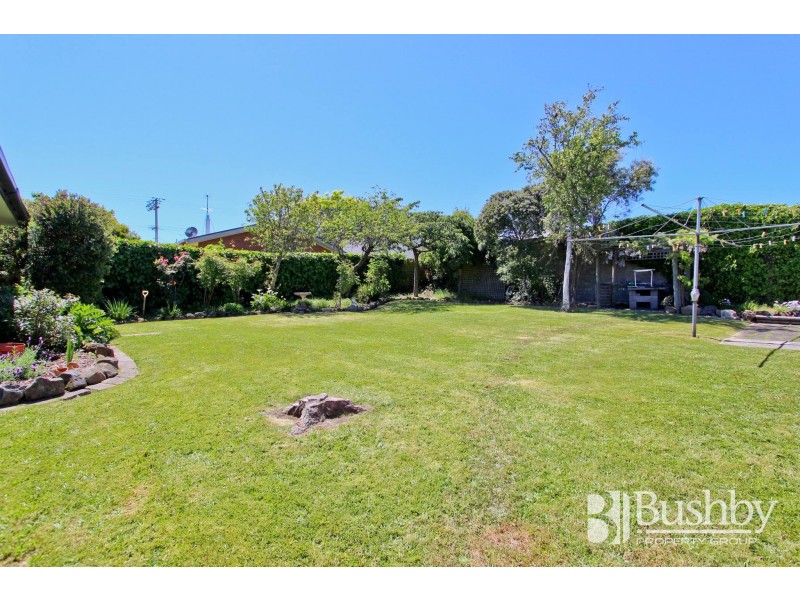 10 Rowland Crescent, Summerhill TAS 7250