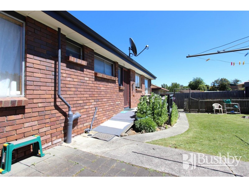 10 Rowland Crescent, Summerhill TAS 7250
