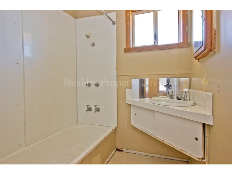 76 Warring Street, Ravenswood TAS 7250