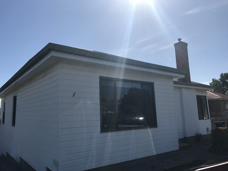 1 Alanvale Road, Newnham TAS 7248