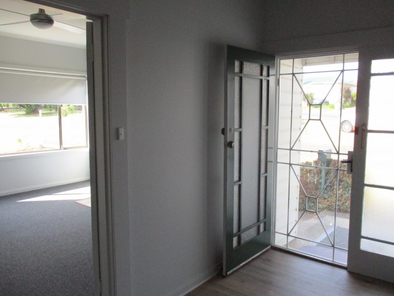 1 Alanvale Road, Newnham TAS 7248