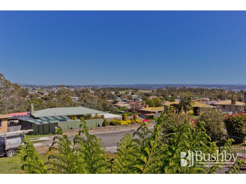 8 Oberon Place, Ravenswood TAS 7250