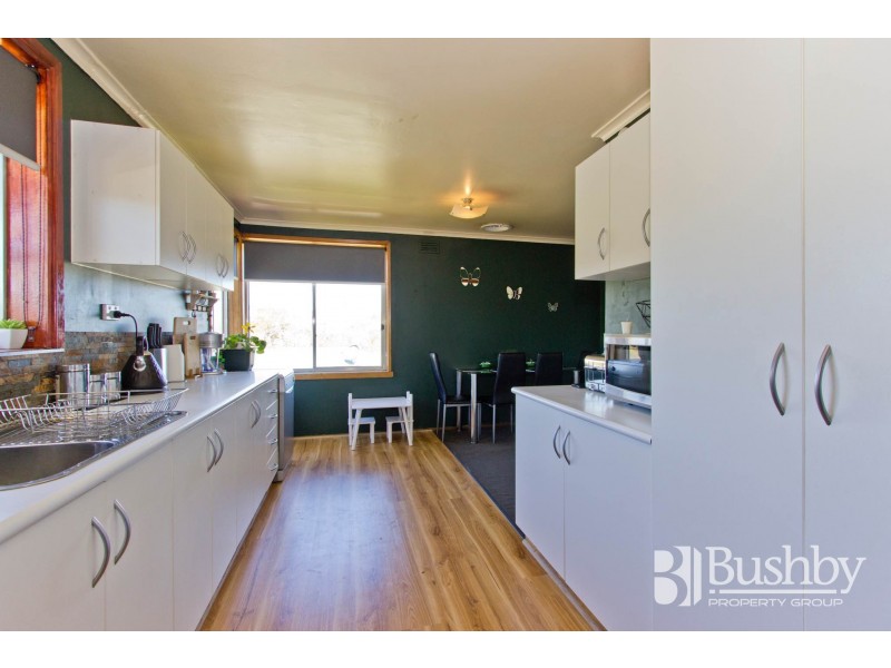 8 Oberon Place, Ravenswood TAS 7250