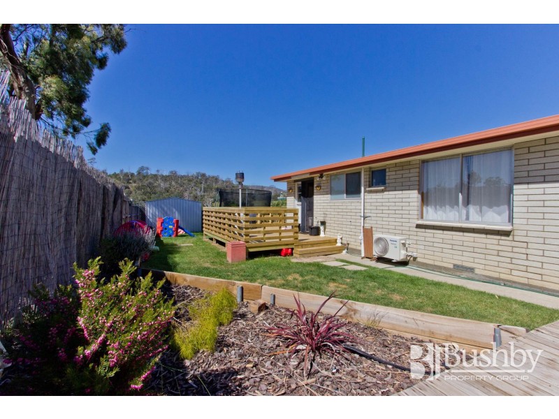 8 Oberon Place, Ravenswood TAS 7250