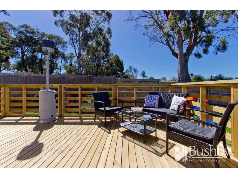 8 Oberon Place, Ravenswood TAS 7250