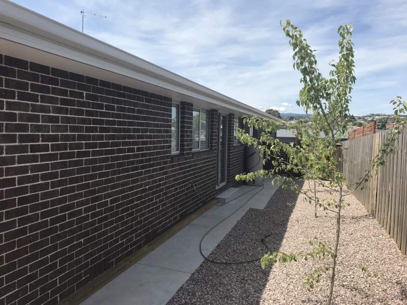 12 Senator Court, Newnham TAS 7248