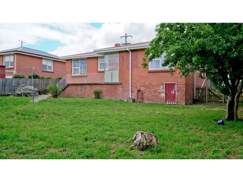 17 Egan Street, Newnham TAS 7248