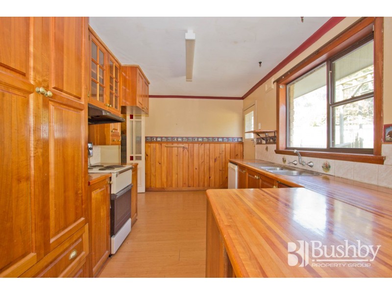 431 Gravelly Beach Road, Gravelly Beach TAS 7276