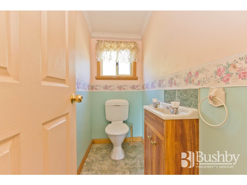 431 Gravelly Beach Road, Gravelly Beach TAS 7276