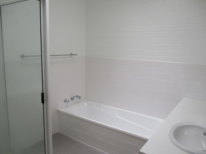 2/157 Pomona Road South, Riverside TAS 7250