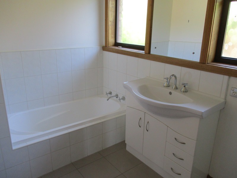 5 Redwood Crecent, Youngtown TAS 7249