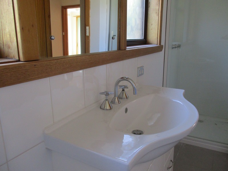 5 Redwood Crecent, Youngtown TAS 7249