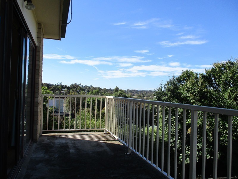5 Redwood Crecent, Youngtown TAS 7249