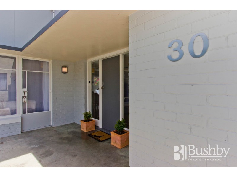 30 Alanvale Road, Newnham TAS 7248