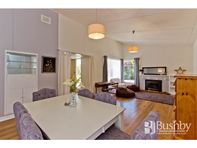 30 Alanvale Road, Newnham TAS 7248