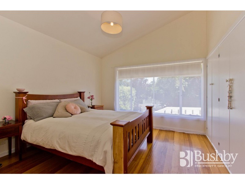 30 Alanvale Road, Newnham TAS 7248