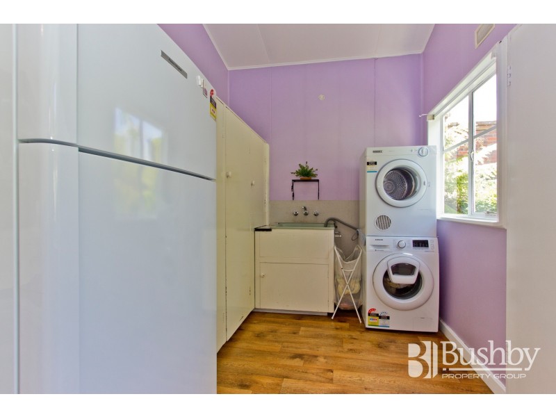 30 Alanvale Road, Newnham TAS 7248