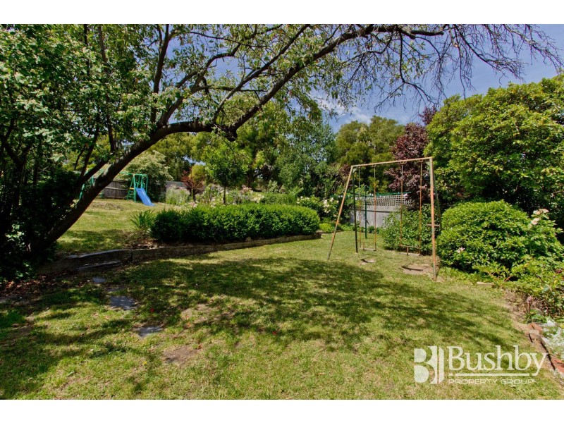30 Alanvale Road, Newnham TAS 7248
