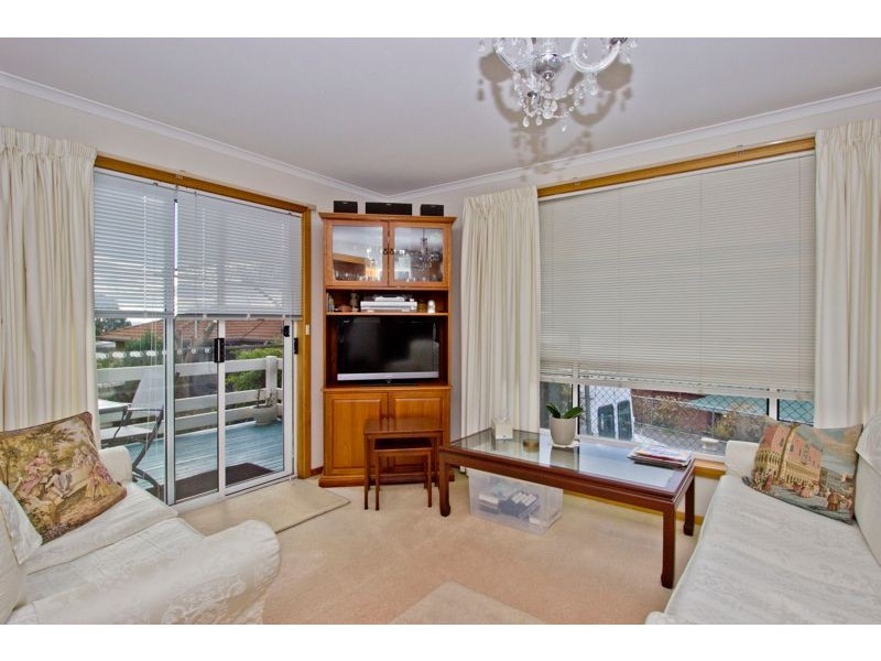 17 Winifred Circle, Riverside TAS 7250