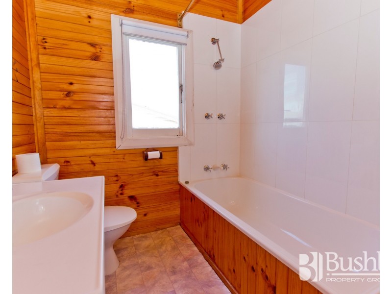 28 Derby Street, Mowbray TAS 7248