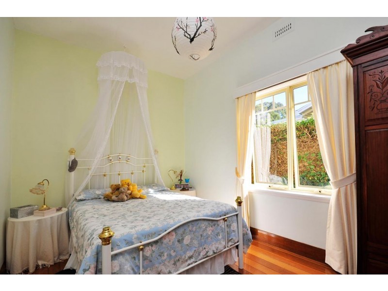 8 Ormley Street, Kings Meadows TAS 7249