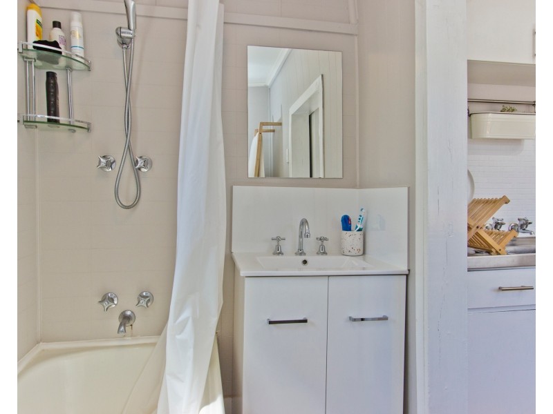 6 Gordon Street, Invermay TAS 7248