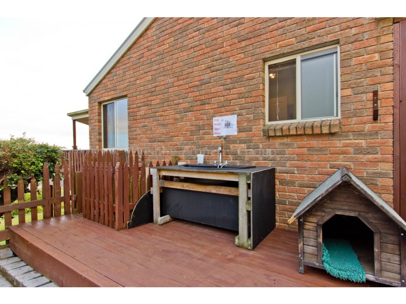 17 Burton Street, Hillwood TAS 7252
