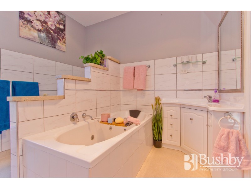 2 Ray Street, Invermay TAS 7248