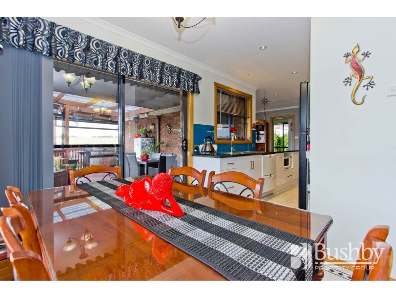 27 Piper Avenue, Youngtown TAS 7249