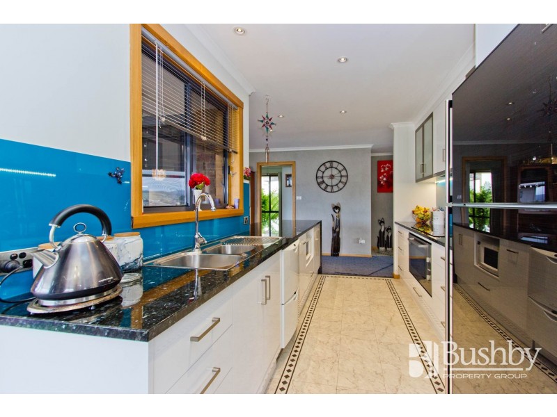 27 Piper Avenue, Youngtown TAS 7249