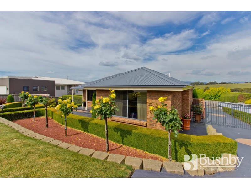 27 Piper Avenue, Youngtown TAS 7249