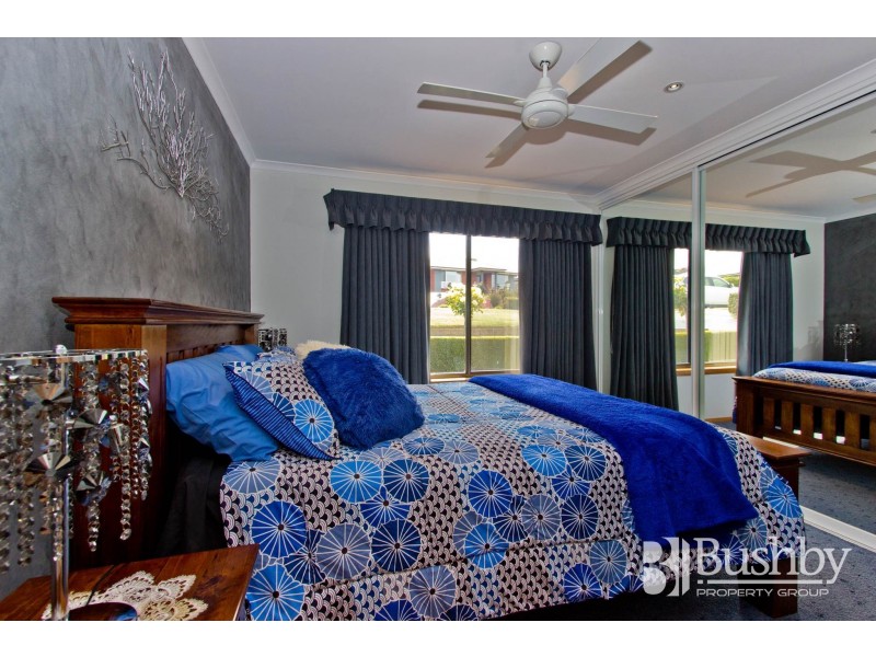 27 Piper Avenue, Youngtown TAS 7249