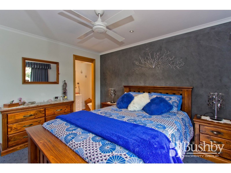 27 Piper Avenue, Youngtown TAS 7249