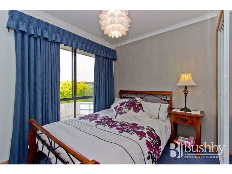 27 Piper Avenue, Youngtown TAS 7249