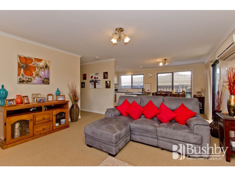 2/11 Cadorna Street, Mowbray TAS 7248