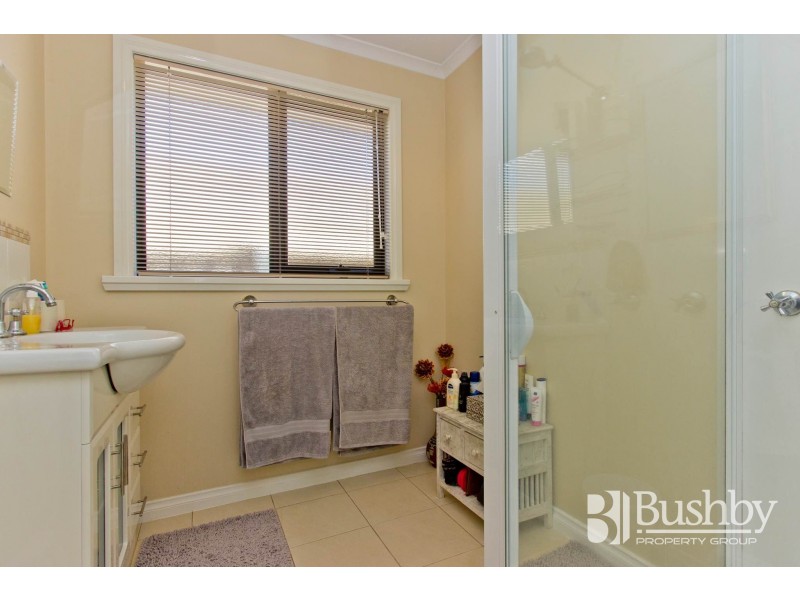 2/11 Cadorna Street, Mowbray TAS 7248
