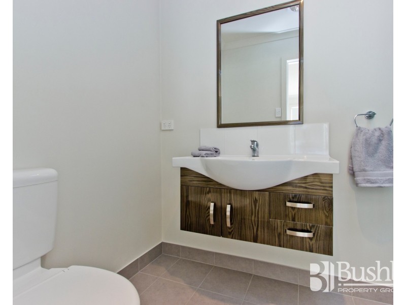 8/73 Foch Street, Mowbray TAS 7248