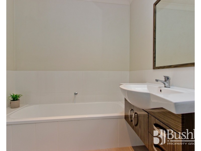 8/73 Foch Street, Mowbray TAS 7248