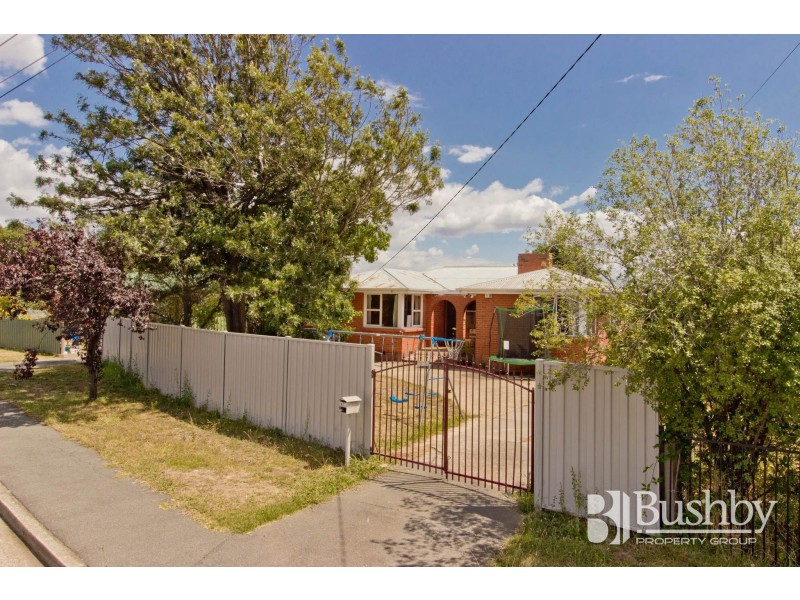 47 Bill Grove, Mowbray TAS 7248