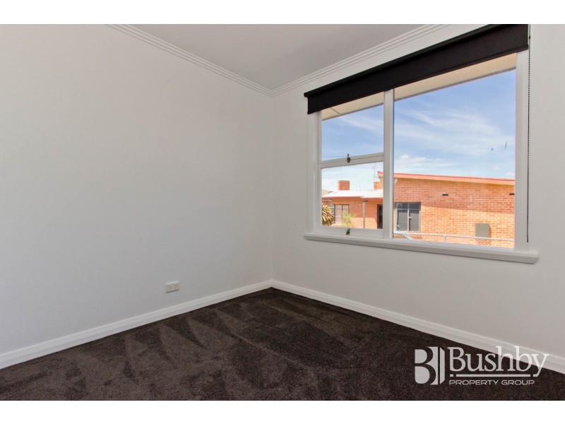 17 Helenwood Grove, Newnham TAS 7248