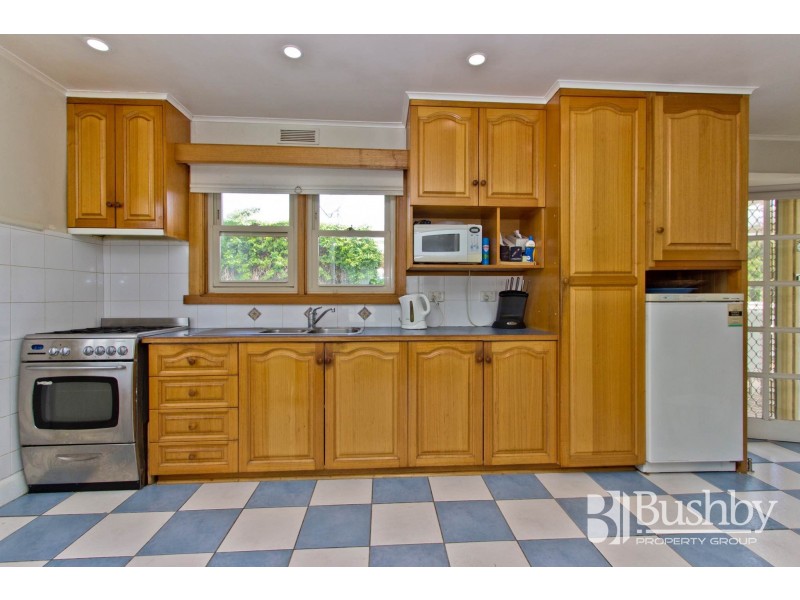 21 Edinburgh Street, Kings Meadows TAS 7249