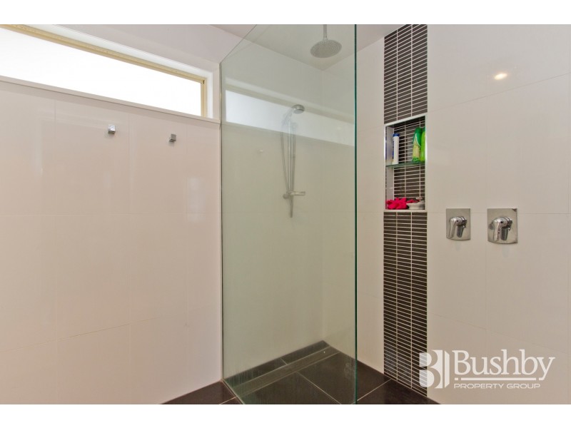 21 Edinburgh Street, Kings Meadows TAS 7249