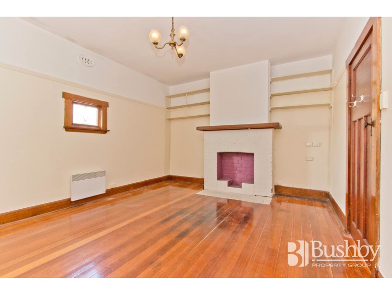 1/13 Foch Street, Mowbray TAS 7248