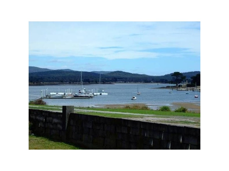 32 Esplanade South, George Town TAS 7253