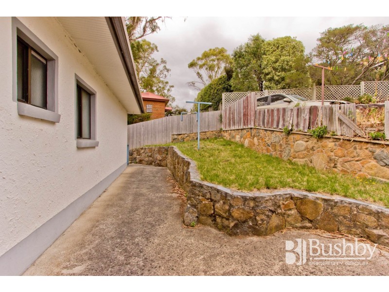 2/69 Salisbury Crescent, West Launceston TAS 7250